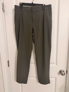 Mondetta Women’s Travel Pants- Olive Dress Pants - Classic Straight Fit